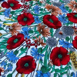 Gucci Vintage floral scarf 34” square silk has some damage
